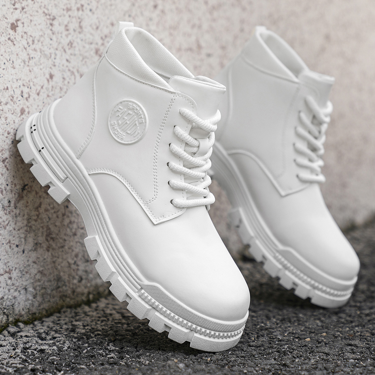 Męskie modne całoroczne białe  – Men Shoes Trends recenzja i cena