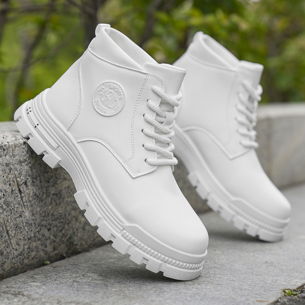 Męskie modne całoroczne białe  – Men Shoes Trends recenzja i cena