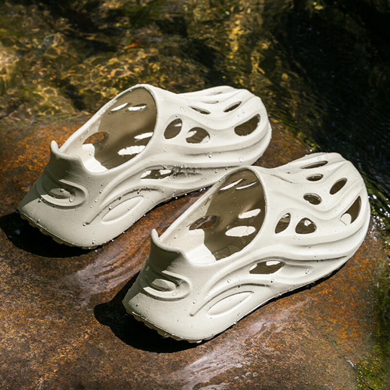 Miękkie, grube, antypoślizgowe – Men Shoes Marks recenzja i cena